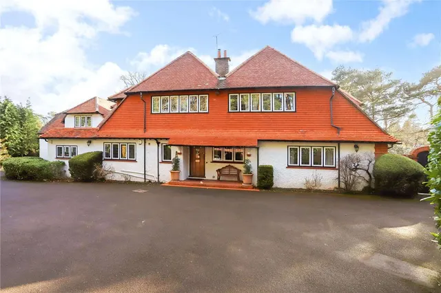 Photo 2 — Gong Hill Drive, Lower Bourne, Farnham, Surrey, GU10 3HG
