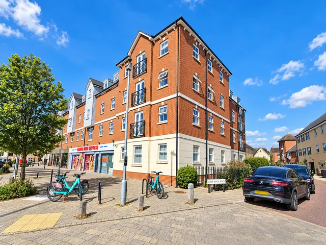 John Mace Road, Essex, Colchester, CO2 8WW, photo 1