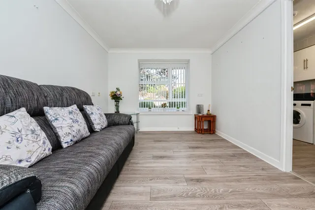 Palmers Drive, Grays, RM17, photo 2