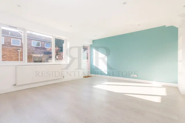 Hargwyne Street, London, SW9, photo 2