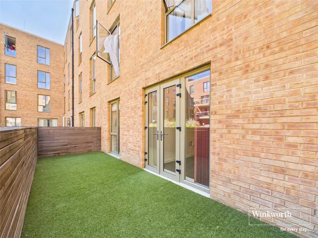 Coxwell Boulevard, Colindale,, London, NW9, photo 1
