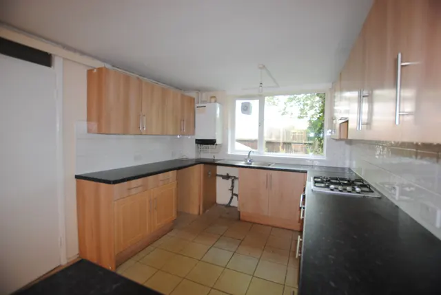 Photo 2 — Peters Path, sydenham, London, SE26 6LD