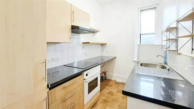 Devonshire Road, Hastings, TN34, photo 2