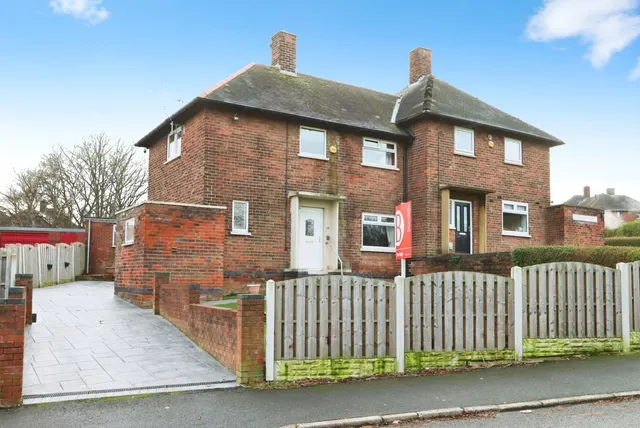 Stradbroke Way, Sheffield, South Yorkshire, S13, photo 1