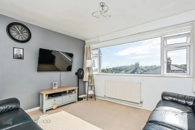 Anchor Hill, Knaphill, GU21, photo 2