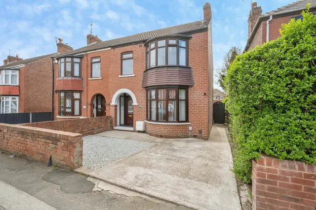 Photo 3 — Watch House Lane, Doncaster