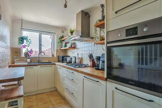 Sixpenny Close, Poole, BH12, photo 3