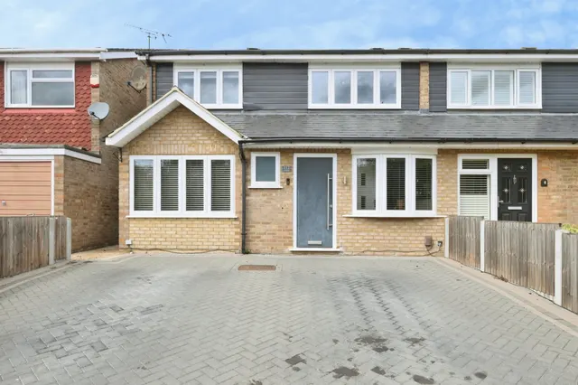 Lampits, Hoddesdon, EN11, photo 1