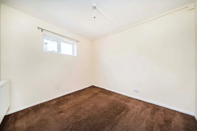 Richmond Road, KT2, photo 3