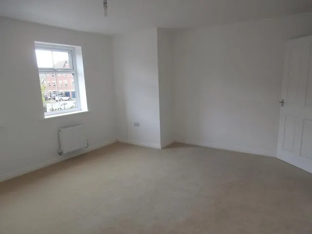 Photo 3 — Grey Meadow Road, Ilkeston, Derbyshire, DE7