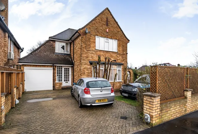 Photo 2 — Greenhill Way, Wembley, HA9 9HL
