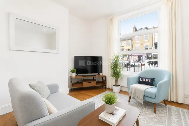 Junction Road, N19, photo 2