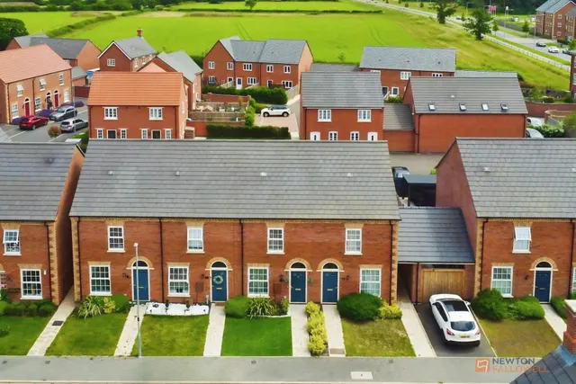 North Esk Way, Lubbesthorpe, LE19, photo 2