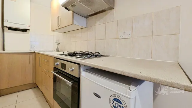 Lower Addiscombe Road, Croydon, CR0, photo 2