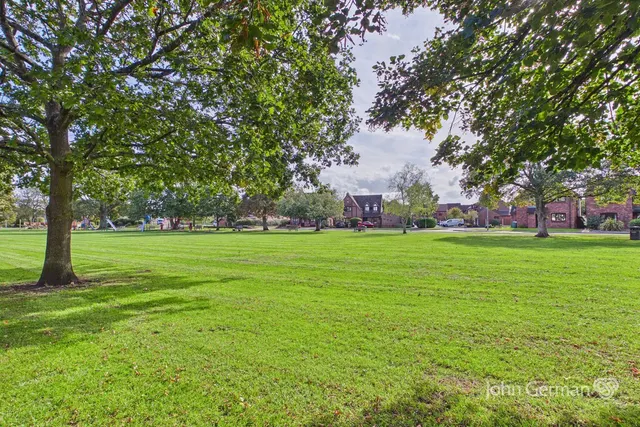 The Green, Weston, photo 2