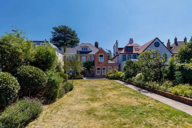 Photo 3 — Kingston Hill, Kingston upon Thames, KT2 7LN
