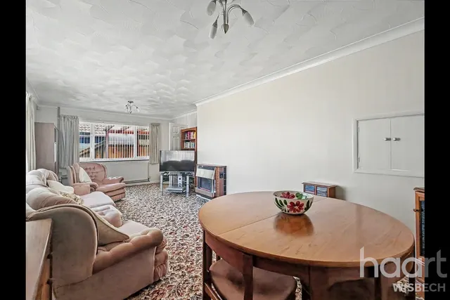 Arles Avenue, Wisbech, PE13, photo 2