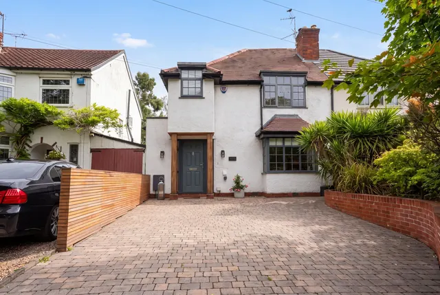 Warwick Road, Knowle, B93, photo 1