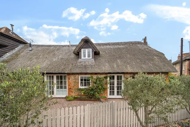 Mill Lane, Marlborough, SN8, photo 1