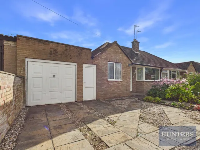 Hatherley Lane, Hatherley, Cheltenham, photo 1