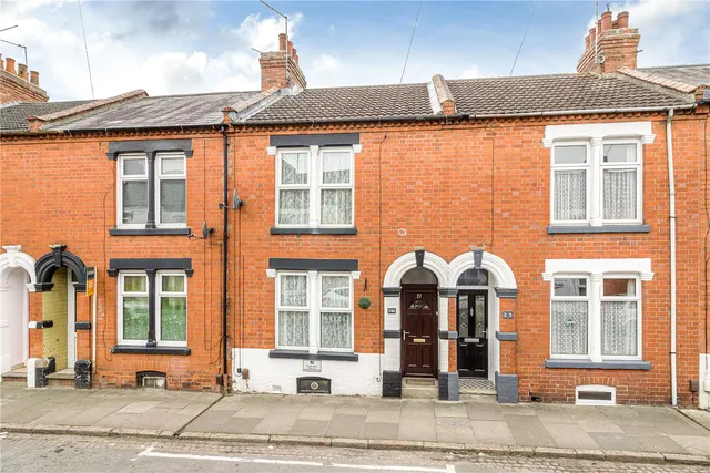 Photo 3 — Lea Road, Abington, Northampton, Northamptonshire, NN1