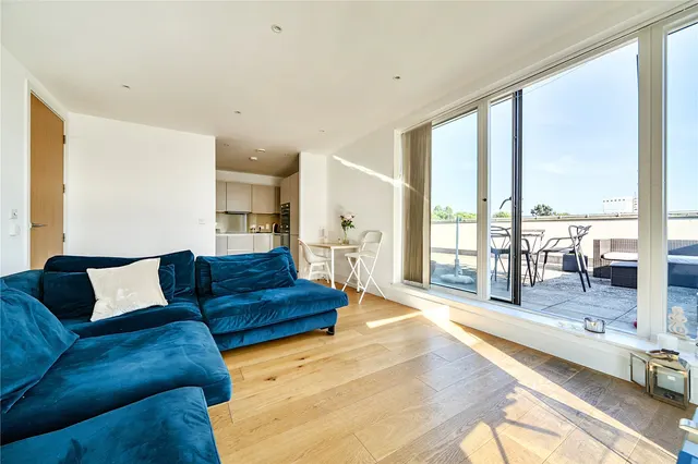 Acton Walk, Whetstone, London, Greater London, N20 9BE, photo 1