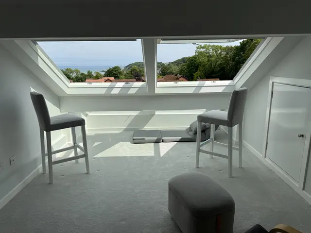 Waverley Drive, Mumbles, SA3, photo 3