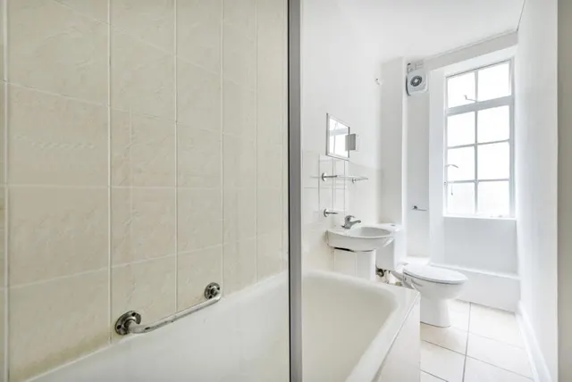 Photo 3 — Upper Woburn Place, London, WC1H