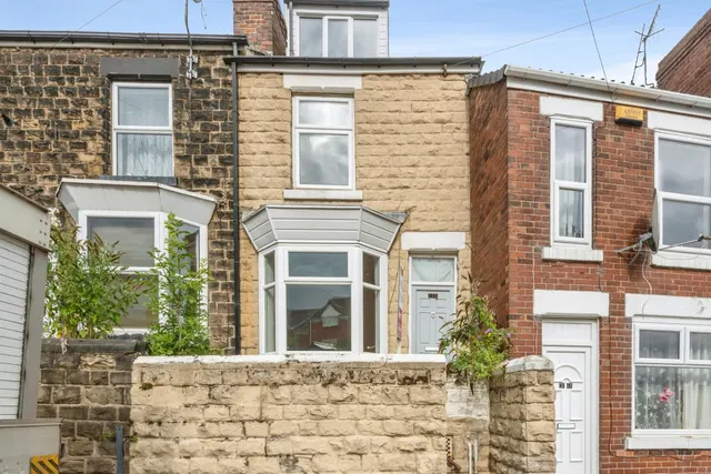 Cromwell Road, Mexborough, photo 1