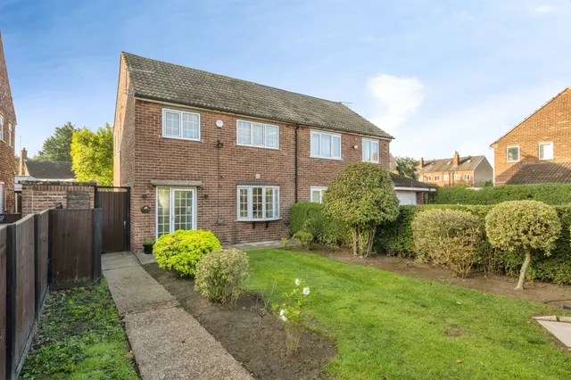 Nicholas Lane, Goldthorpe, S63, photo 1