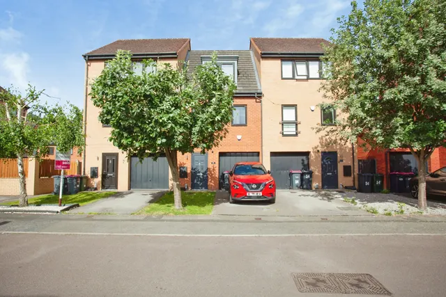 Stables Way, Rotherham, photo 1