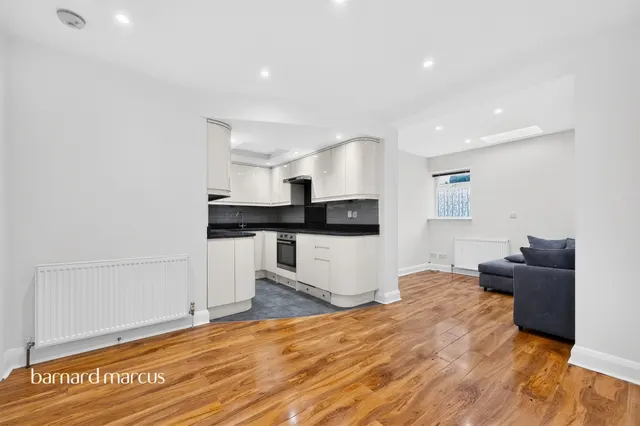 Ewell Road, Surbiton, KT6, photo 1