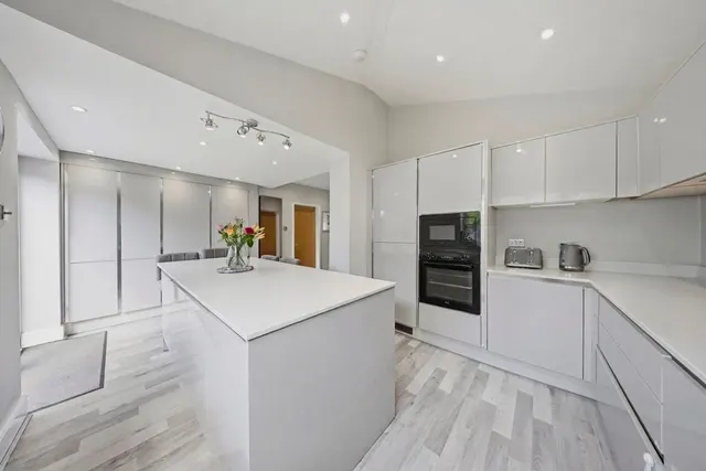 Wigan Road, Westhead, L40, photo 2