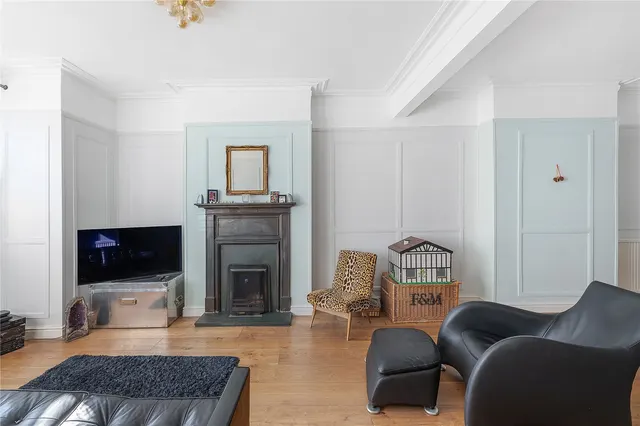 Photo 3 — Clive Road, London, SE21