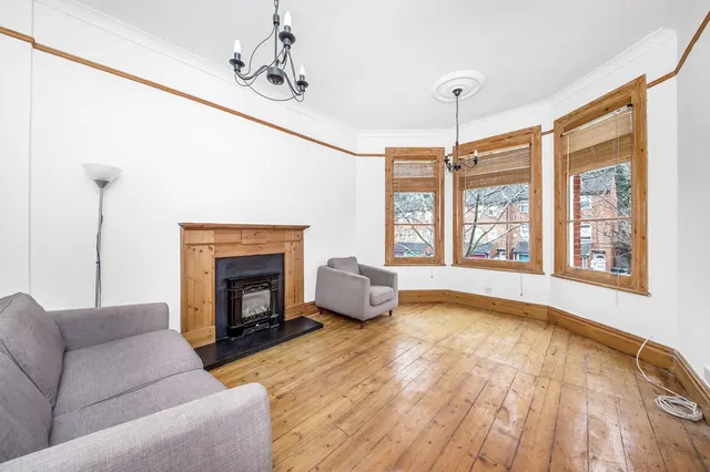 Victoria Crescent, London, SE19, photo 2