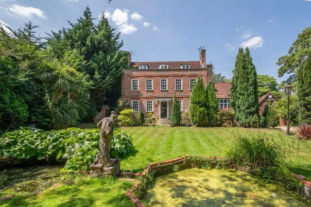 London Road, Wallington, SM6, photo 1