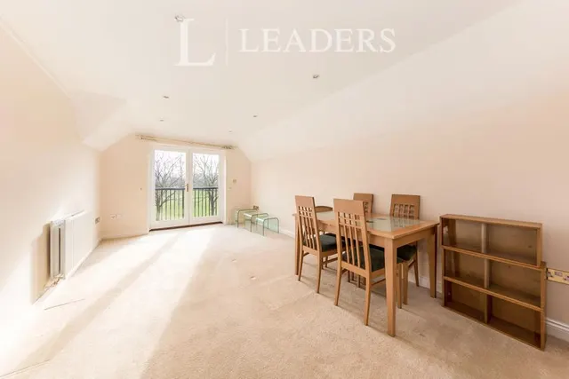 New Road, Guildford, GU4, photo 2
