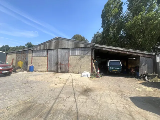 Photo 2 — Marden, Devizes, SN10 3RQ