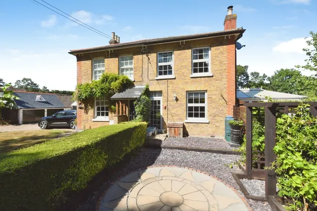 Coxtie Green Road, BRENTWOOD, Essex, CM14, photo 1