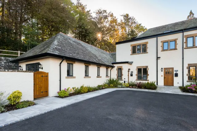 Applethwaite Hall, Windermere, LA23, photo 1