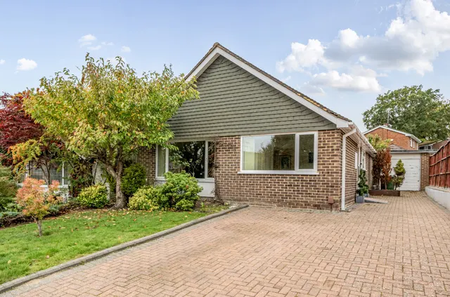 Photo 3 — Hawkswood Avenue, Frimley, Camberley, Surrey, GU16 8LH