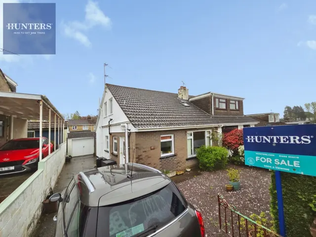 Caer Berllan, Pencoed, Bridgend, CF35 6RR, photo 1