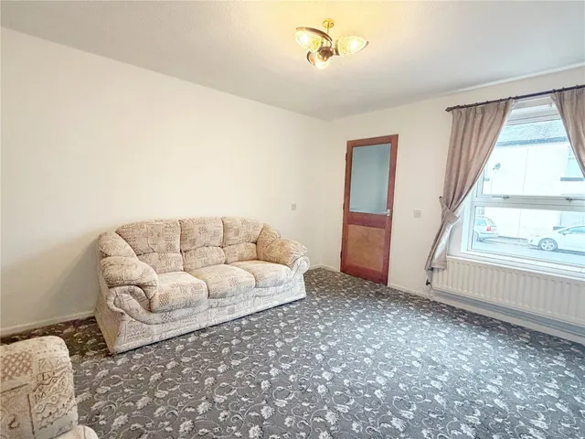 Osborne Street, Heywood, OL10, photo 3