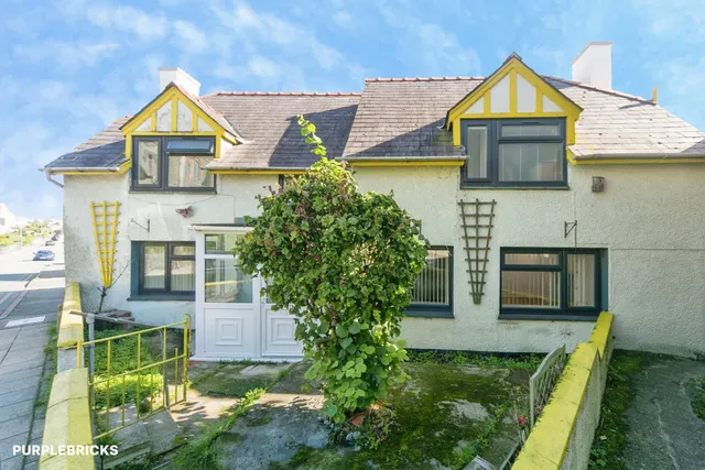 High Street, Criccieth, LL52, photo 1