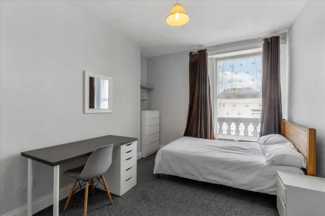 Moor View Terrace, Plymouth, PL4, photo 2