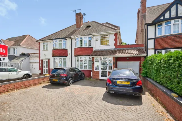 Dudley Walk, Goldthorn, WV4, photo 1