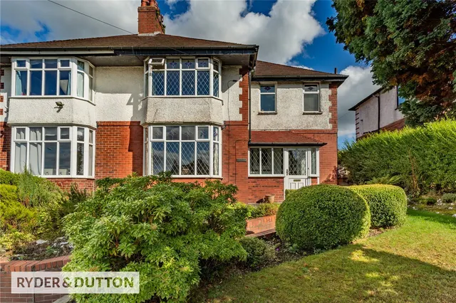 Oldham Road, Thornham, OL16, photo 1