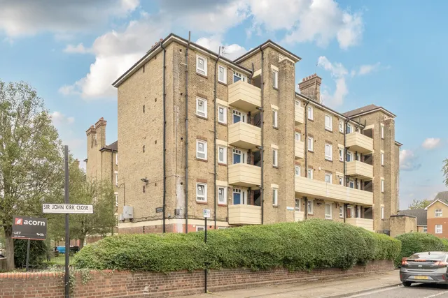 Wyndham Road, SE5, photo 1