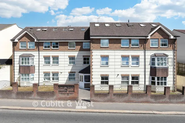 Godstone Road, Whyteleafe, CR3, photo 1