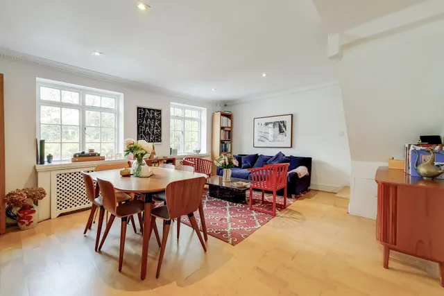 Photo 2 — 28 Logan Place, London